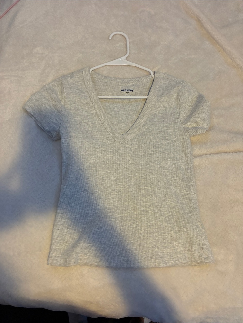 Old Navy Light Heather Gray V-Neck Short Sleeve Tee